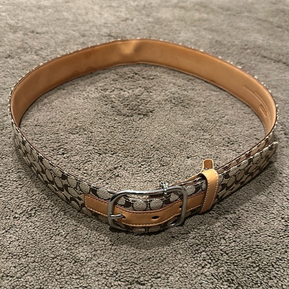 Coach belt (authentic) women’s size L